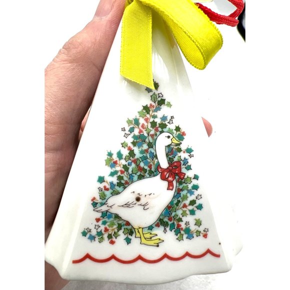 Festive Fragrant Ornament Fine Porcelain Bayberry Scented Hanging Scented Decora - Picture 5 of 8